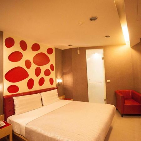 Love Hotel Pingtung Exteriér fotografie