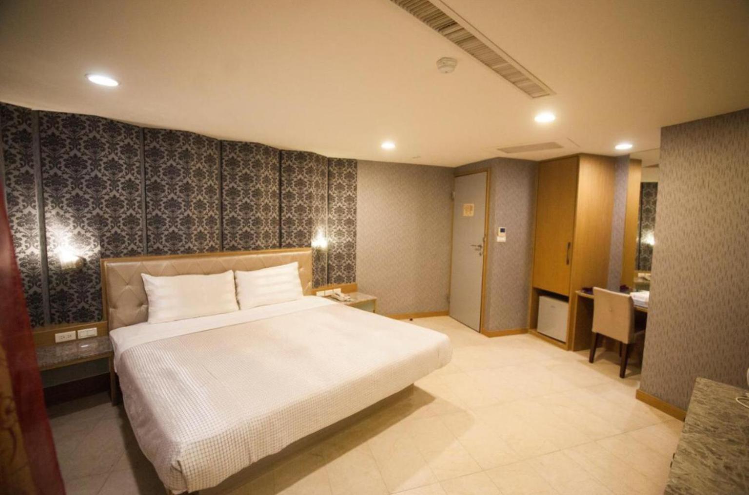 Love Hotel Pingtung Exteriér fotografie